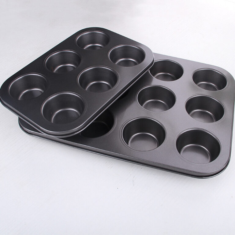 Carbon steel 12 cups cake mould